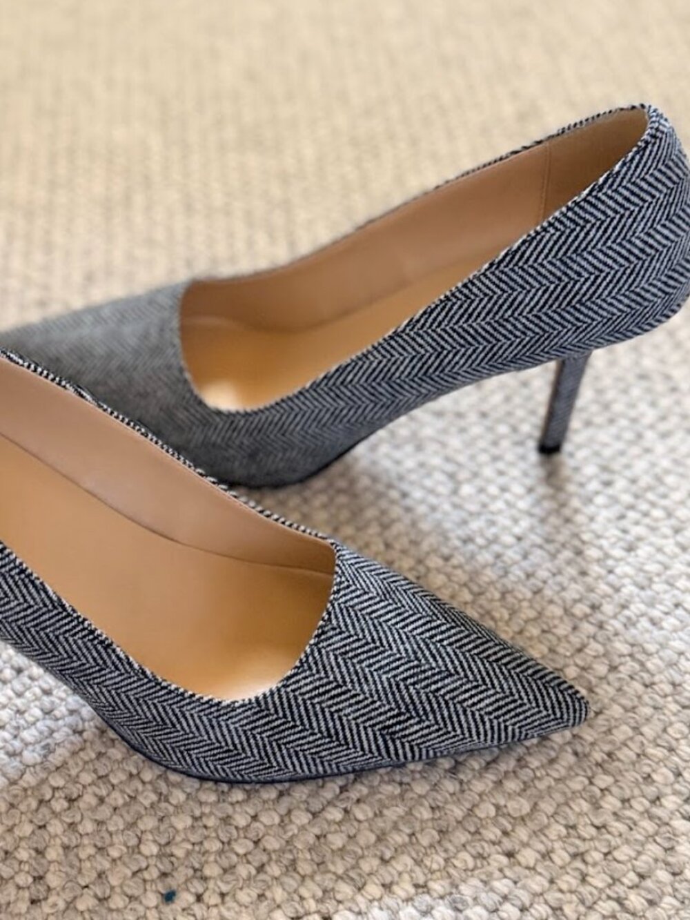 ANN TAYLOR Herringbone Women's Pumps Heels Size 8